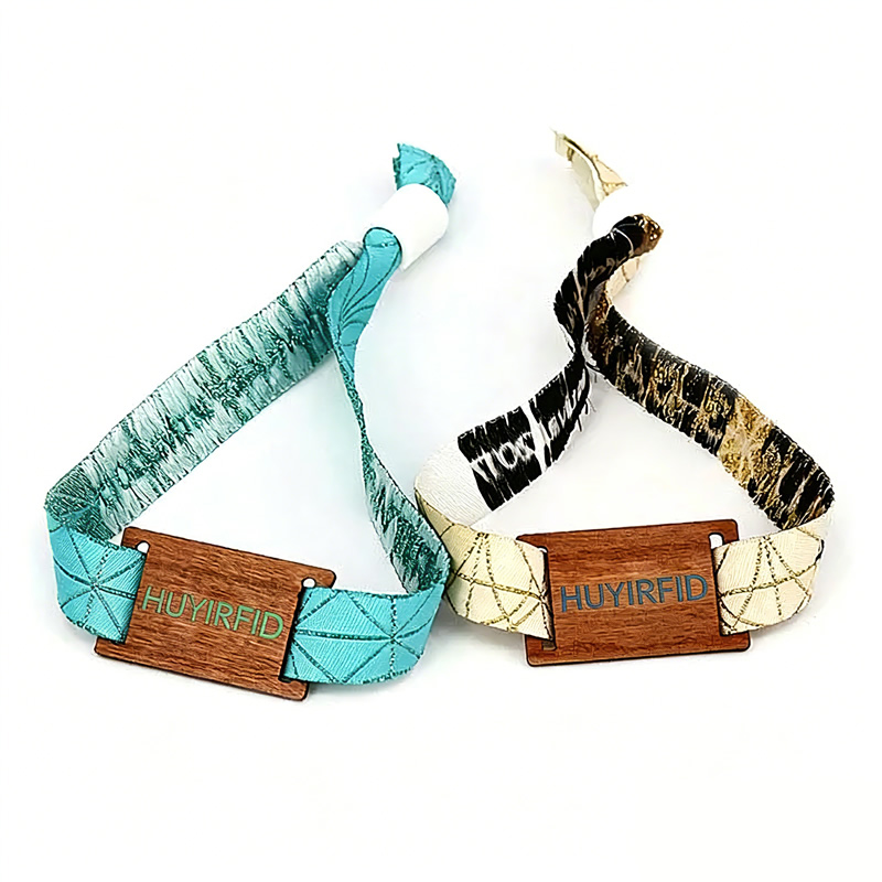 Holz-Schlüssel-Tags Stoffarmband